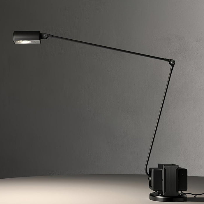 Dynamo Table Lamp - DWHOME