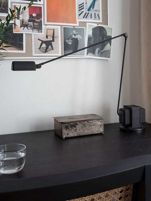 Dynamo Table Lamp - DWHOME