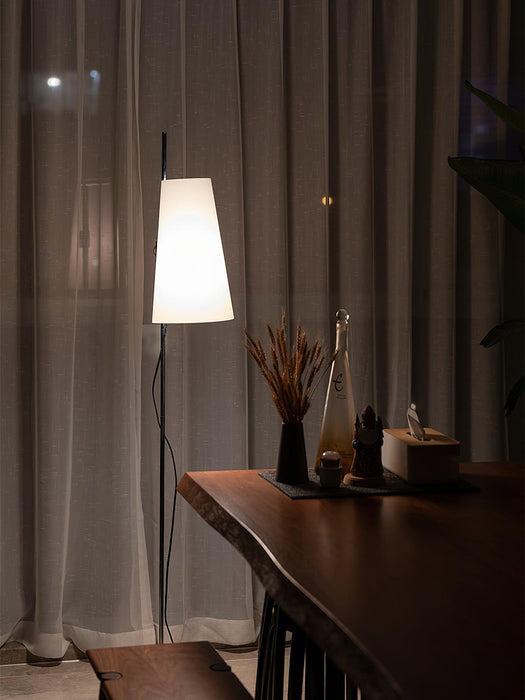 Lupe Floor Lamp - DWHOME