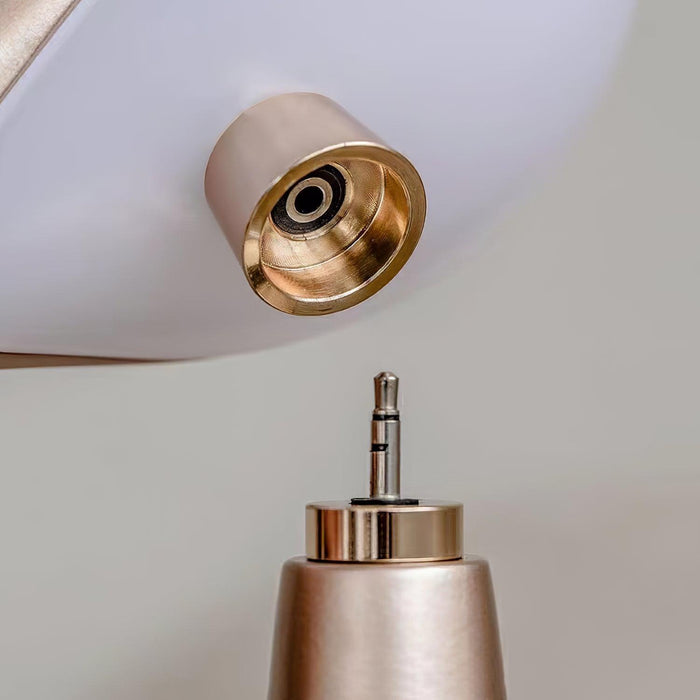 Magpie Art Table Lamp - DWHOME