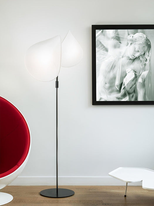 Manta Floor Lamp-DWHOME