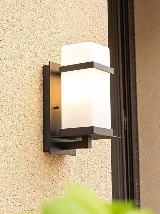 Mcdade Outdoor Wall Light - DWHOME