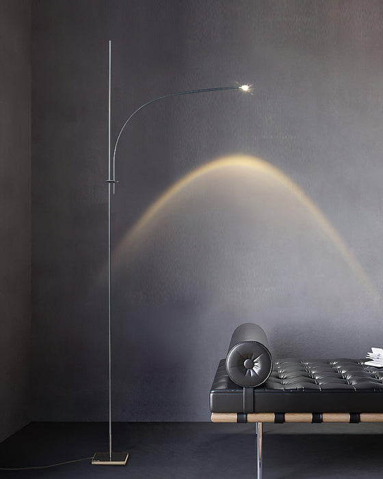 Metal Body Graceful Floor Lamp-DWHOME