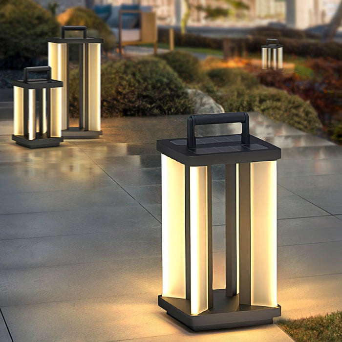Metroluxe Outdoor Light-DWHOME