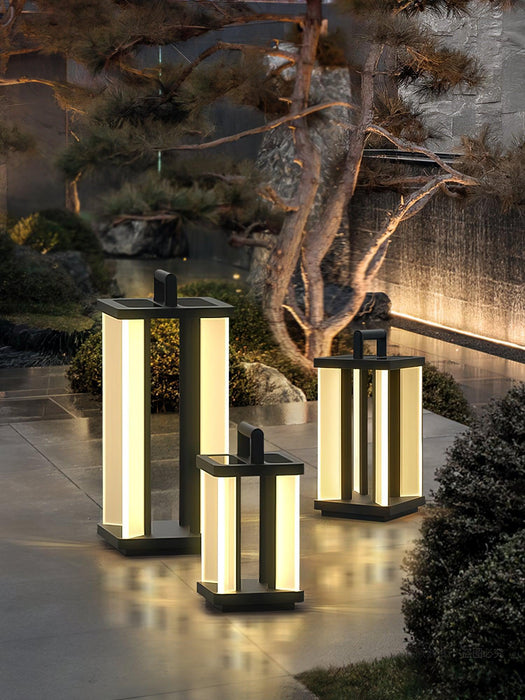 Metroluxe Outdoor Light-DWHOME