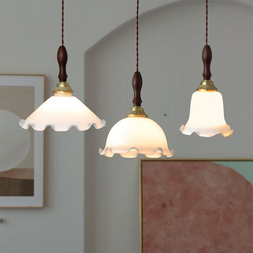 Milky Flower Pendant Light-DWHOME