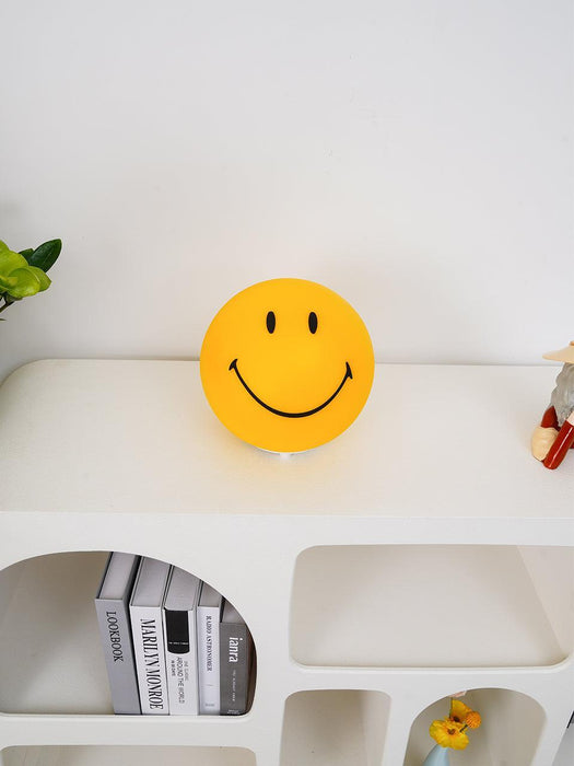 Smiling Table Lamp-DWHOME