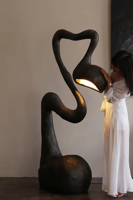 Myrrh Sculpture Floor Lamp - Vakkerlight