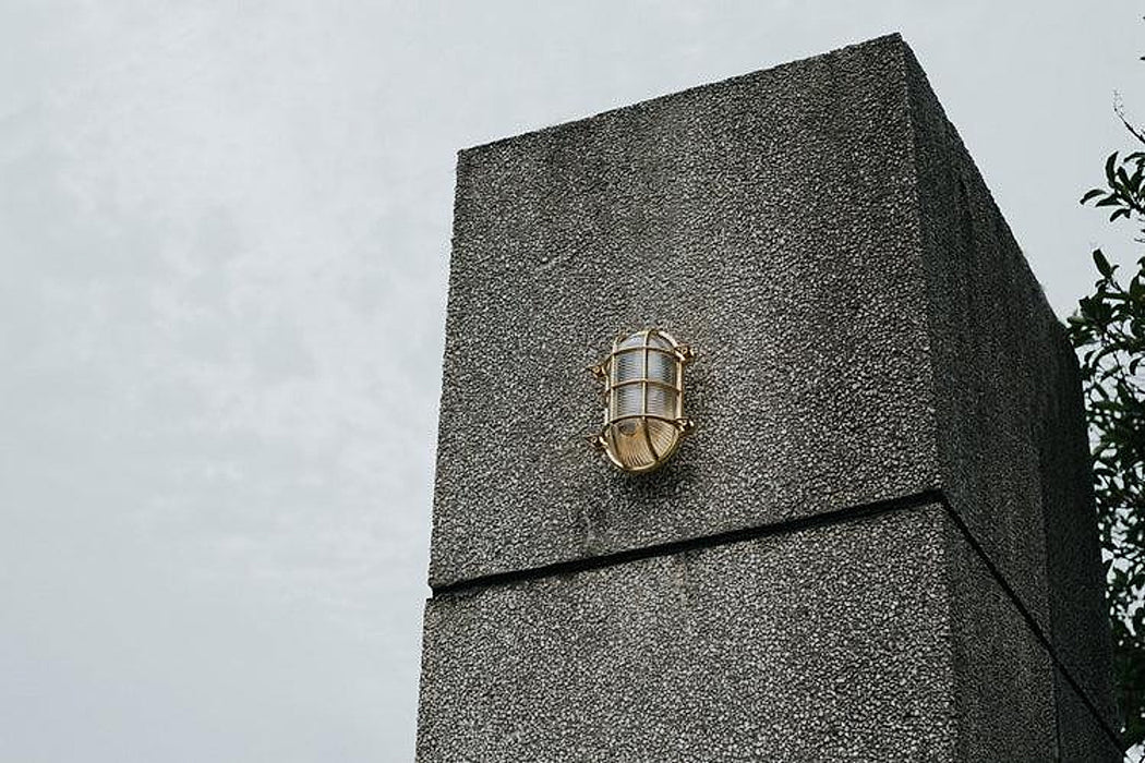 Nautilus Oval brass cage outdoor wall light / ceiling Light-DWHOME