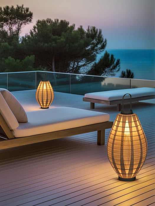 Oasis Mesh Beacon Outdoor Lamp-DWHOME