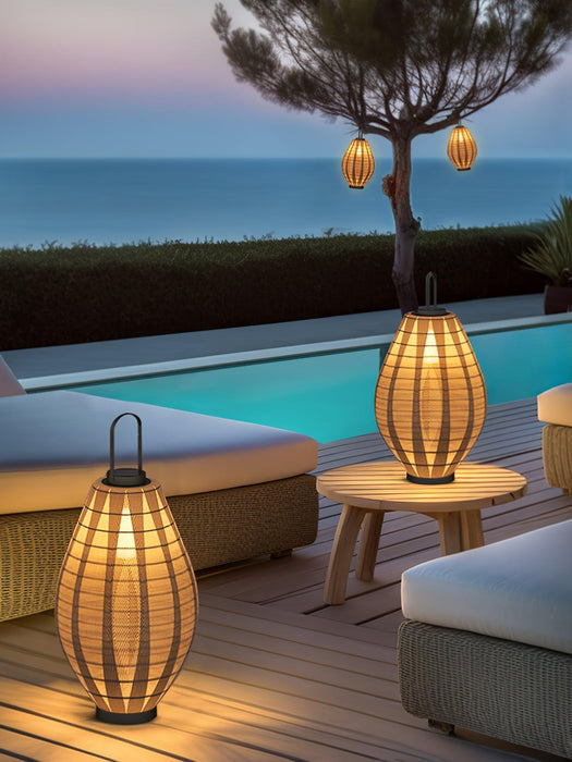 Oasis Mesh Beacon Outdoor Lamp-DWHOME