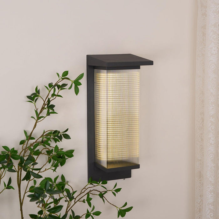 Oleron Box Outdoor Wall Lamp-DWHOME