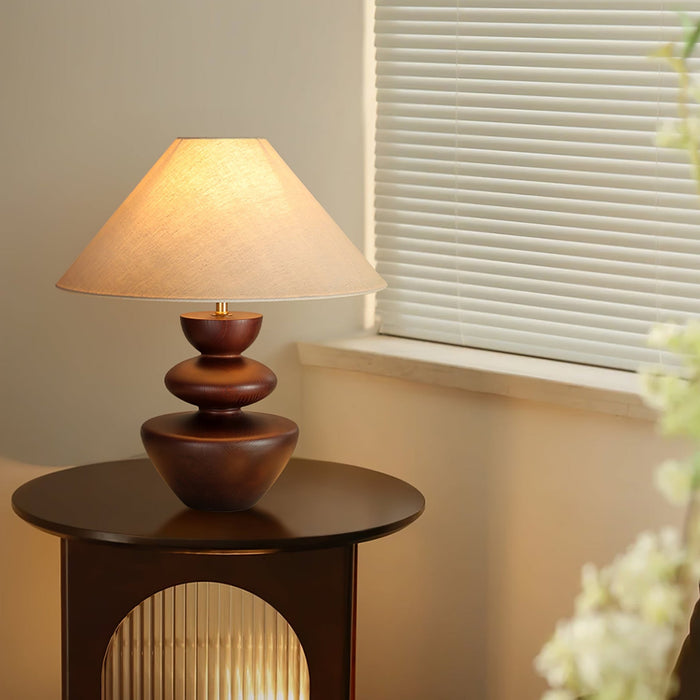 Ombra Totem Table Lamp - Vakkerlight