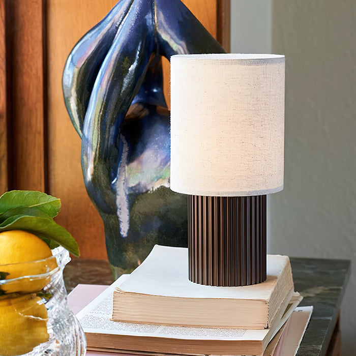 Orlo Ribbed Table Lamp-DWHOME
