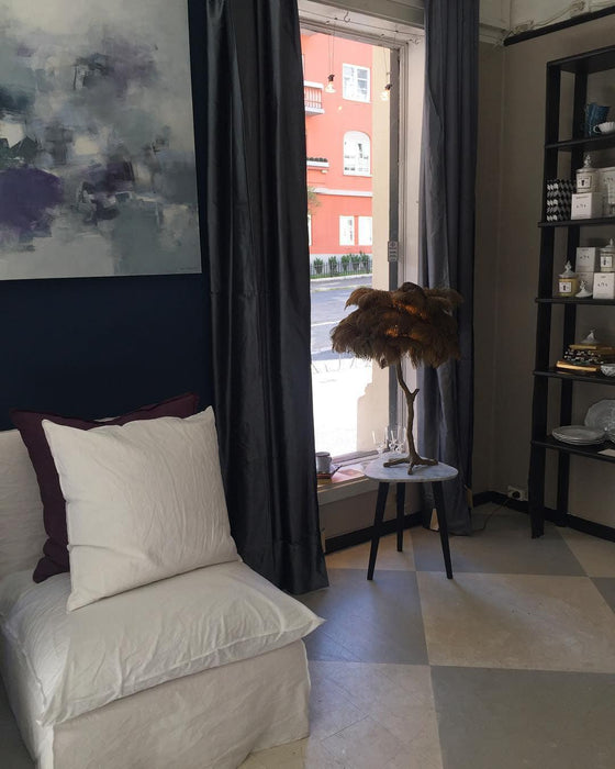 Ostrich Feather Table Lamp - DWHOME