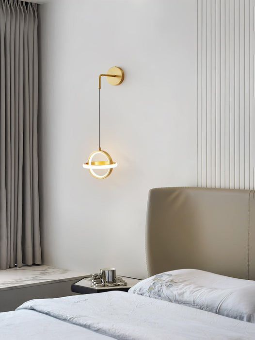 Oval Brass Wall Light - Vakkerlight