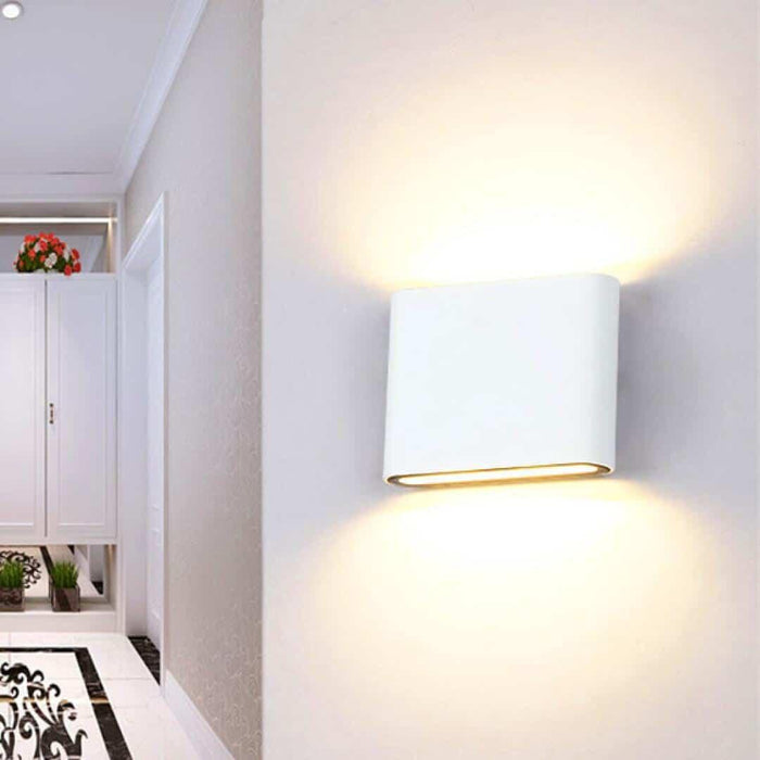 Ovalka Sleek and Slim Outdoor Wall Lamp - DWHOME