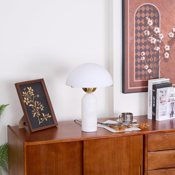 Peono Alabaster Table Lamp - DWHOME