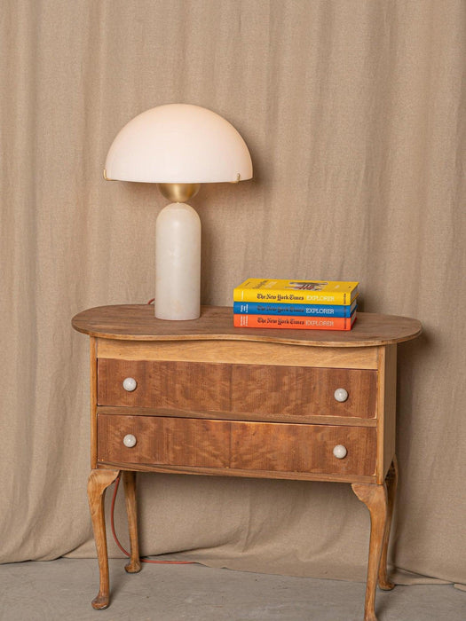 Peono Alabaster Table Lamp - DWHOME