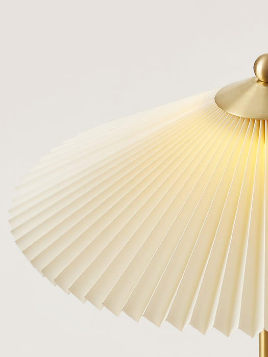 Perla Pleated Table Lamp - DWHOME
