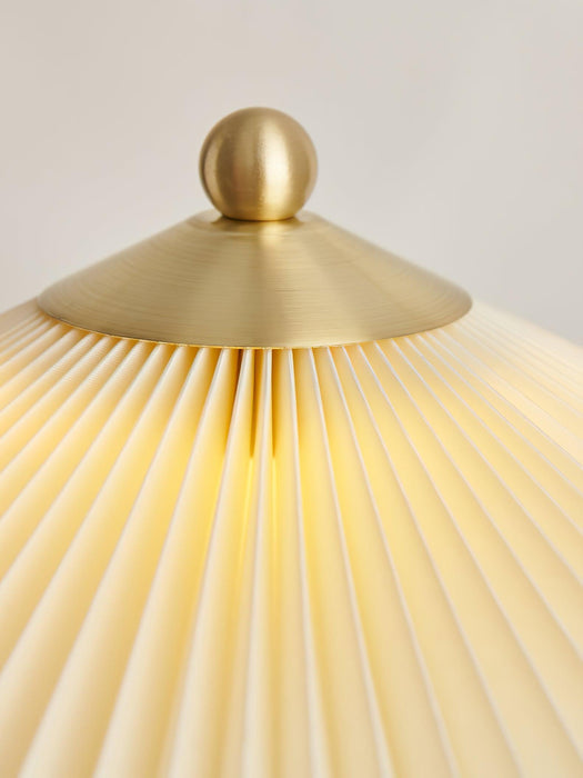 Perla Pleated Table Lamp - DWHOME