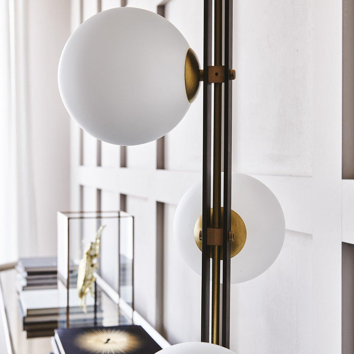 Planeta Floor Lamp - DWHOME