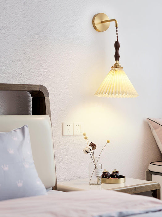 Pleated Wooden Wall Lamp-DWHOME