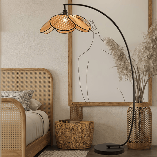 Rattan Bloom Arc Floor Lamp - Vakkerlight