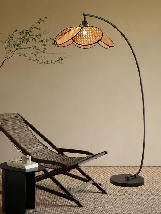Rattan Bloom Arc Floor Lamp - Vakkerlight