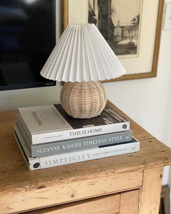 Rattan Pleated Table lamp-DWHOME