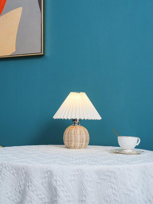 Rattan Pleated Table lamp-DWHOME