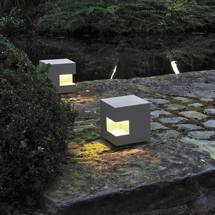Regular Cube Post Outdoor Light-DWHOME