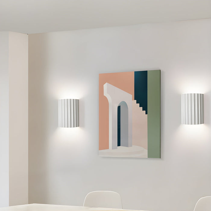 Resin Ribbed Wall Lamp-DWHOME