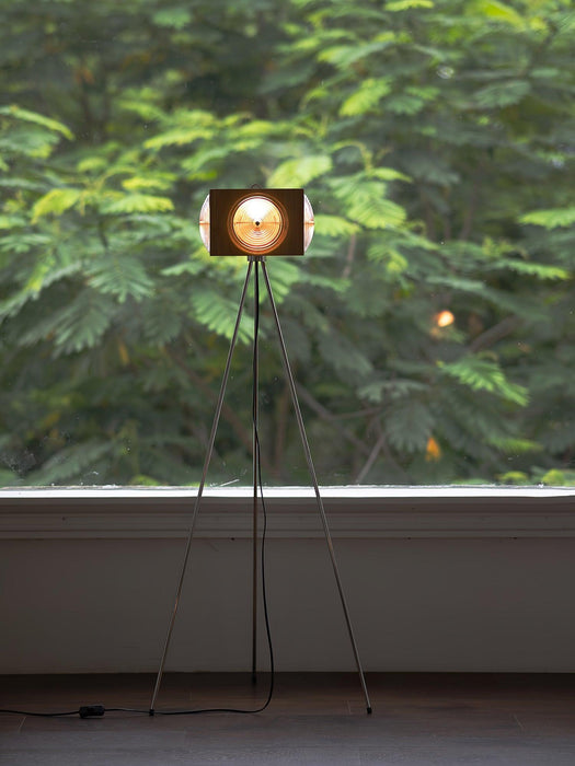 Retro Camera Focus Floor Lamp-DWHOME