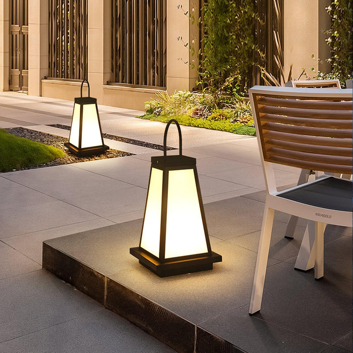 Roam Lantern Garden Outdoor Lamp - DWHOME