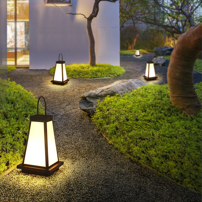 Roam Lantern Garden Outdoor Lamp - DWHOME