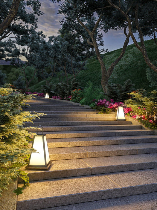Roam Lantern Solar Outdoor Lamp-DWHOME