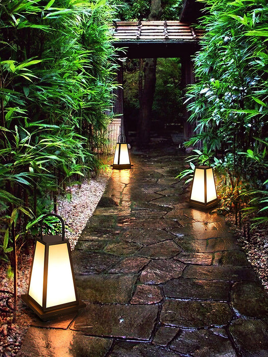 Roam Lantern Garden Outdoor Lamp - DWHOME