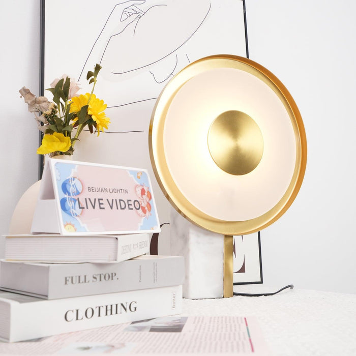 Lampe de table Roche Bobois DWHOME