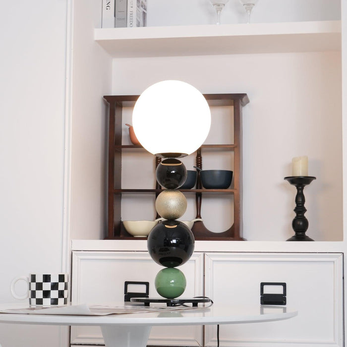 Round Balls Stacking Table Lamp - DWHOME