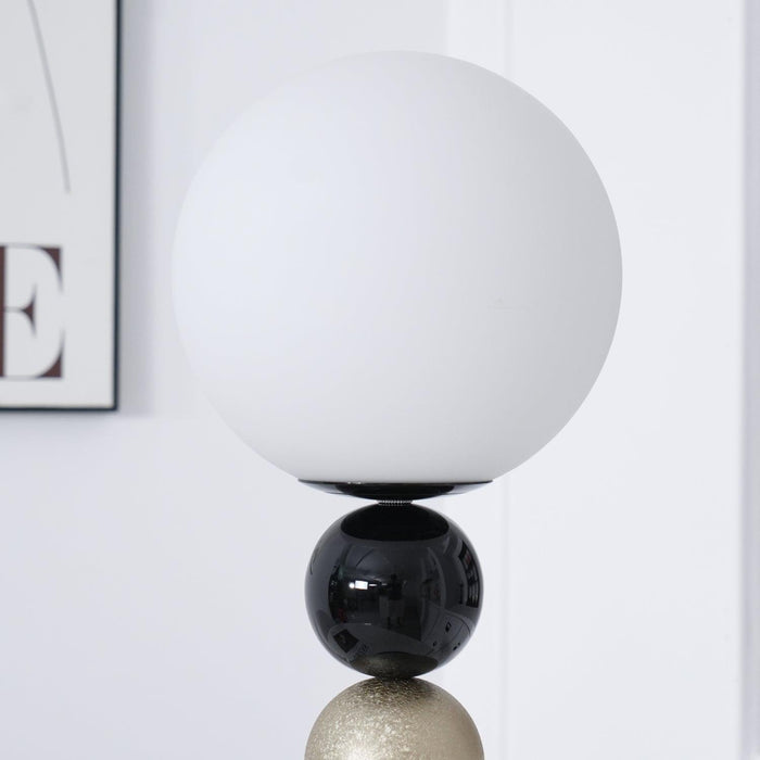 Round Balls Stacking Table Lamp - DWHOME