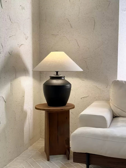 Rustic Black Ceramic Table Lamp - Vakkerlight