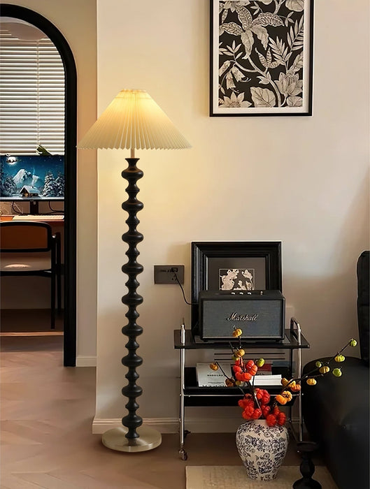 Sculpted Rhythm Wood Floor Lamp - Vakkerlight