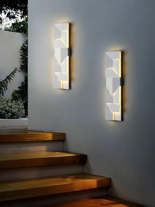 Shadows Grand Sconce - DWHOME