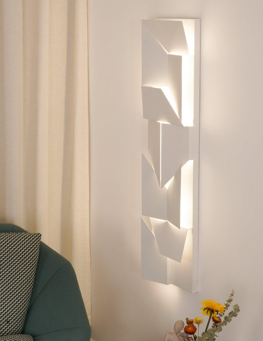 Shadows Grand Sconce - DWHOME