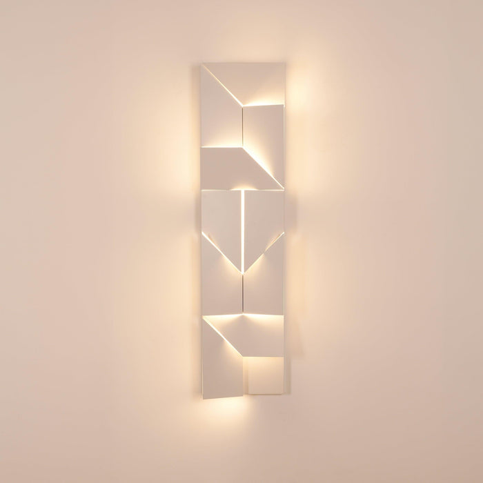 Shadows Grand Sconce - DWHOME