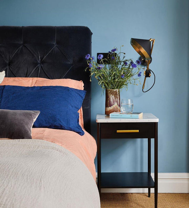 Shear Plug-in Wall Light-DWHOME