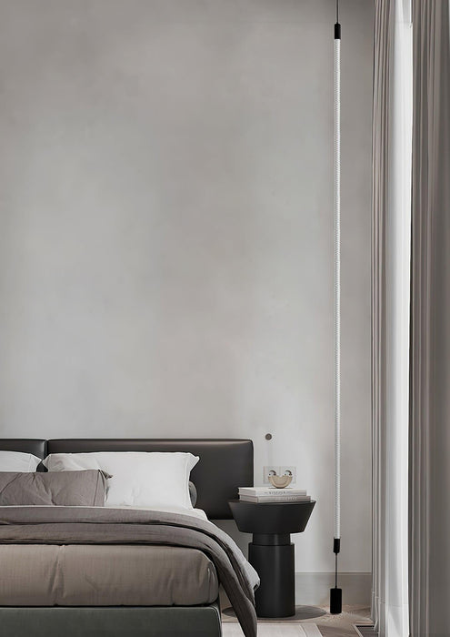 Silas Vertical Pendant Light-DWHOME