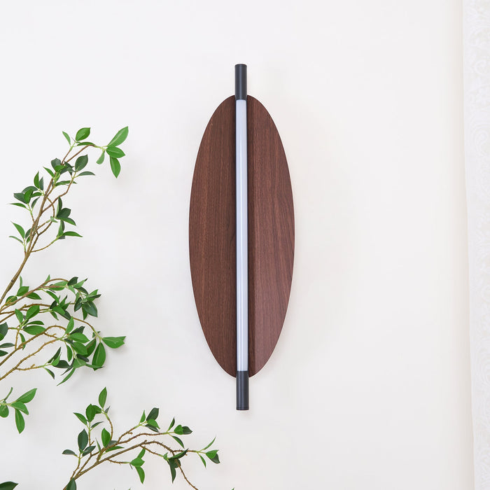 Sleek Board Sconce - Vakkerlight