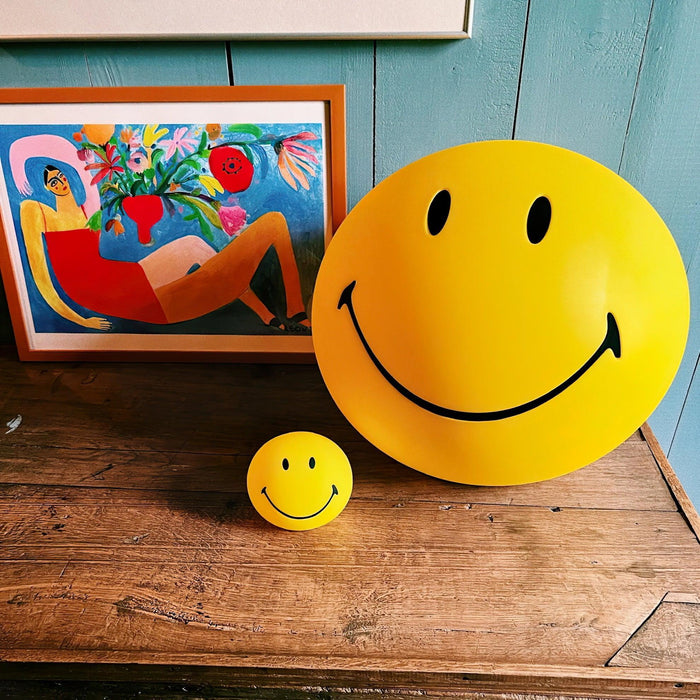 Lampe de table rechargeable souriante - DWHOME
